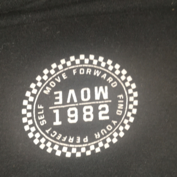 Crop top - Picture 3 of 3